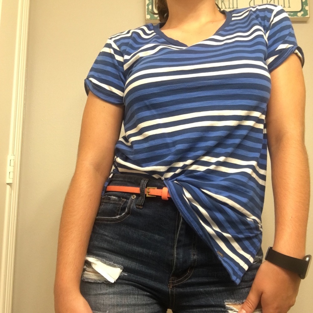 🔴GOOD Tommy Hilfiger medium tshirt